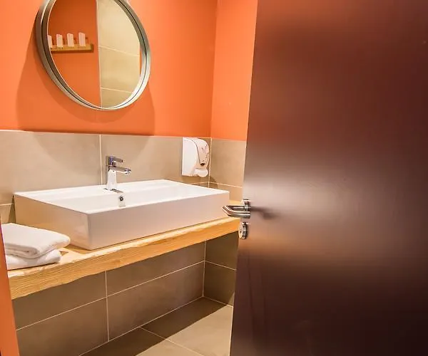 Hotel Archipel Volcans 3*